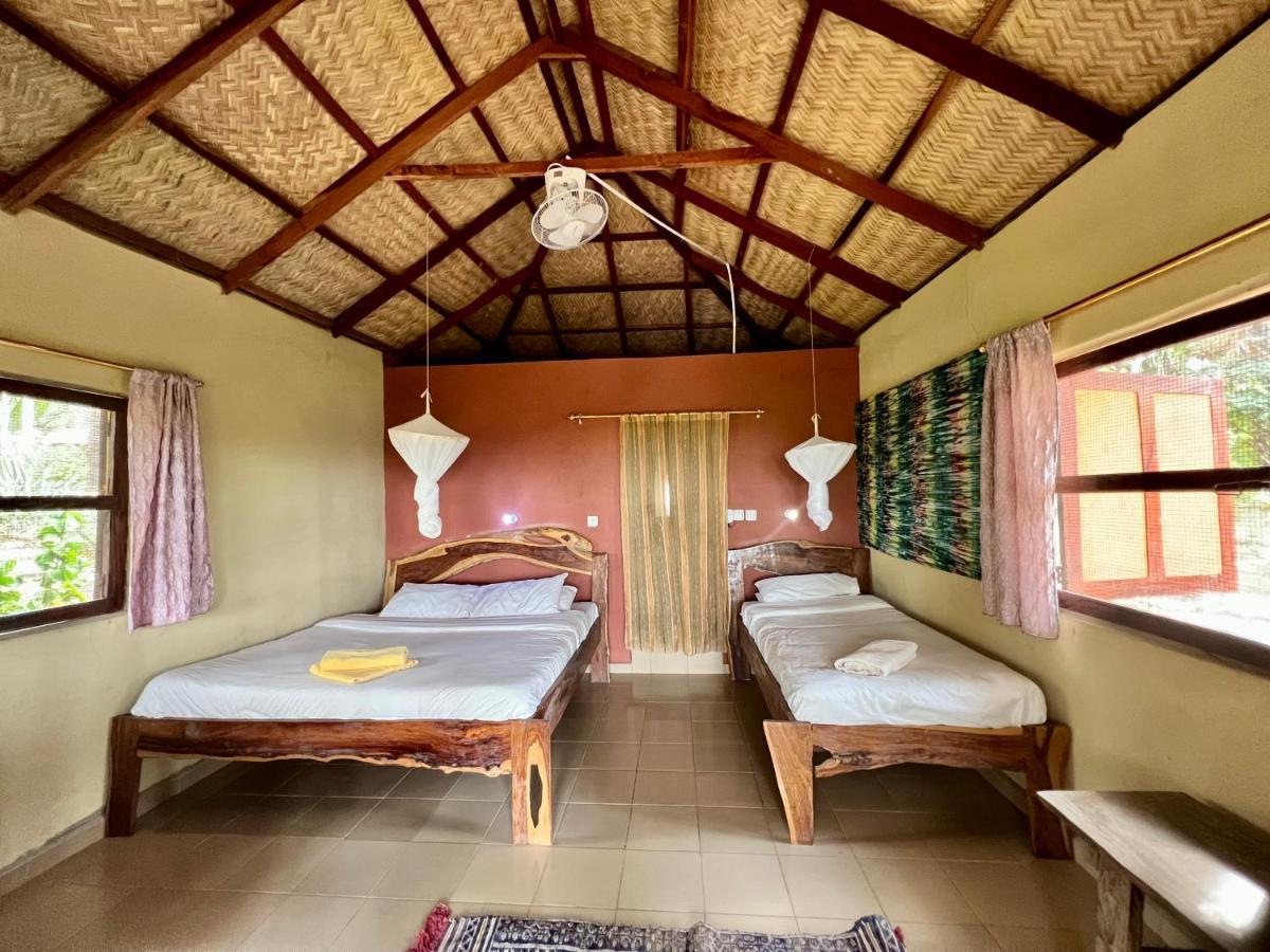 Nemasu Eco-Lodge Gunjur ภายนอก รูปภาพ